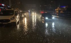Gaziantep'te sağanak yağış etkili oluyor