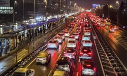 İstanbul'da akşam trafik yoğunluğu yüzde 80'e çıktı