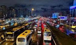 İstanbul'da trafik yoğunluğu akşam saatlerinde yüzde 89 oldu