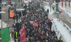 İsveç'in İsrail Büyükelçiliği önünde Filistin için destek gösterisi