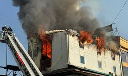 Kayseri'de sanayi sitesindeki bir iş yerinde yangın çıktı