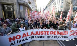 Arjantin'de yeni seçilen Devlet Başkanı Milei hükümeti, protesto edildi