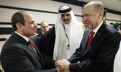 AKP'li Cumhurbaşkanı Erdoğan'dan Sisi'ye tebrik telefonu