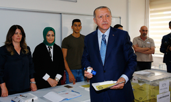 Gözler Erdoğan'da: Erdoğan AKP'nin 17'si büyükşehir, 48 ildeki adaylarını açıklıyor. İşte o isimler"
