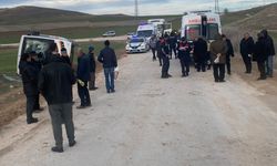 Eskişehir'de kamyonla yolcu midibüsü çarpıştı, 11 kişi yaralandı