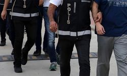 İnterpol tarafından kırmızı bültenle aranan 10 kişi Türkiye'de yakalandı