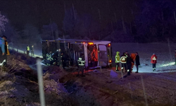Kastamonu'da yolcu otobüsünün devrildiği kazada ölü sayısı 6'ya yükseldi