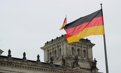 Almanya: Uluslararası Ceza Mahkemesinin kararlarını uyguluyoruz