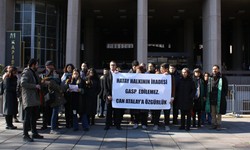 Hukuk örgütleri, vekilliği düşürülen Can Atalay için Ankara Sıhhiye Adliyesi önünde!