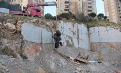 Balıkesir'de devrilen traktörün sürücüsü öldü