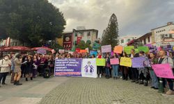 Antalya’da 8 Mart eylemi: Eşit, özgür, şiddetsiz, sömürüsüz bir dünya için yan yanayız