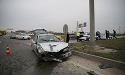 Edirne'de iki otomobil çarpıştı, 5 kişi yaralandı