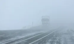 Kar yolları kesti, meteoroloji 'çığ' uyarısı yaptı: 58 köye ulaşım yok