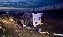 Kırşehir'de trafik kazası: 15 yaralı