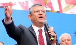 CHP Genel Başkanı Özgür Özel atama bekleyen öğretmenleri sandığa çağırdı