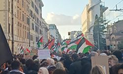 İtalyalılardan "Gazze'de soykırım dursun" çağrısı