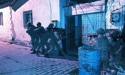 Akhisar’da 3 farklı suç örgütüne ‘Şenerler’ operasyonu düzenlendi