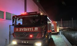 Denizli'de fabrikada yangın: 2 kişi dumandan etkilendi