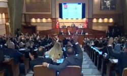 İBB Meclisi'nde AKP’nin teklifi CHP’lilerin oylarıyla reddedildi