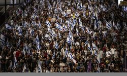 İsrailli yüzlerce göstericiden hükümete suçlama