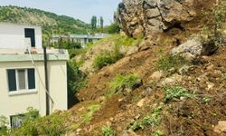 Şırnak'ta toprak kayması: Bir evde hasar oluştu