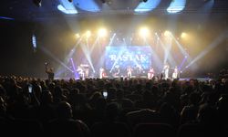 İran’ın ‘Kardeş Türküler’i Rastak, İstanbul’da konser verdi