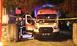 Denizli'de ambulansta oksijen tüpü parladı, 2 kişi yaralandı