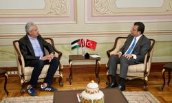 İmamoğlu, Ramallah Belediye Başkanı Kassis'i Beyaz Köşk'te konuk etti