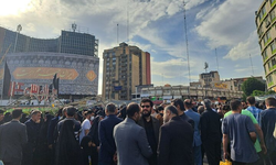 Tahran'da Reisi için matem töreni