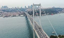 Bloomberg: Türkiye köprü ve otoyol özelleştirmeleri için Ernst & Young’ı yetkilendirdi