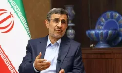 İran'da cumhurbaşkanlığı için adaylık başvurusu yapan Ahmedinejad kimdir?