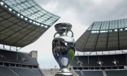 Euro 2024'te çeyrek final için mücadele bugün iki maçla devam edecek