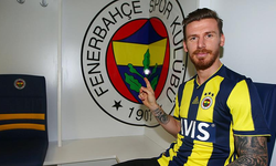 Fenerbahçe'den ayrılmaya hazırlanan Serdar Aziz'den açıklama