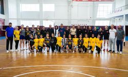 Adıyamanlı genç sporcular Filenin Sultanlarına özenerek voleybola başladı