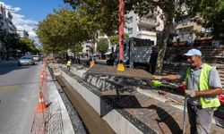 Girne Caddesi’ndeki yağmur suyu mazgalları yenileniyor