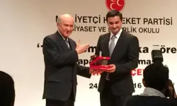 Bahçeli'ye Öcalan eleştirisi görevinden etti