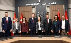 DEM Parti ile CHP Genel Başkanı Özgür Özel’in görüşmesi başladı