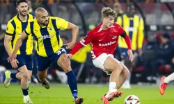 Fenerbahçe,  UEFA Avrupa Ligi'nde Hollanda ekibi AZ Alkmaar'a 3-1 yenildi