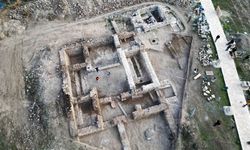 Hadrianopolis Antik Kenti'nde yaklaşık 1600 yıllık Hazreti Süleyman betimli kolye ucu bulundu