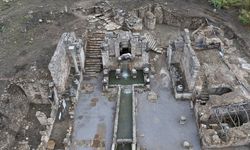 Perge'deki Antik Kestros çeşmesinden 1800 yıl sonra su akmaya başladı