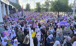 Tülay Hatimoğulları: Bizler bu topraklarda barış istiyoruz