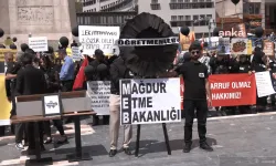 Atama isteyen öğretmenlerden "tabutlu" protesto