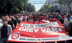 İzmir'de İZENERJİ ve İZELMAN işçileri greve çıktı: Eşit işe eşit ücret!