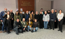 Gazetecilerin yargılandığı dava ertelendi