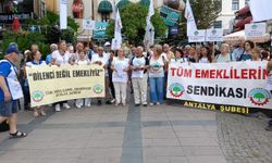 Tüm Emekliler Sendikası Antalya Şubesi: Bayram ikramiyesi ödeneği yılda dört defaya çıkarılsın