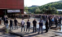 Zonguldak'taki grizu faciasının 15. yılında hayatını kaybeden madenciler anıldı