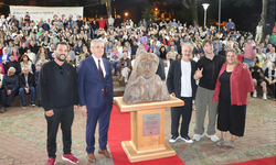 Akçakoca'da, kıyıya vuran Lenin heykeli sergileniyor