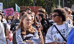 İsrail, aktivist Greta Thunberg'in de içinde bulunduğu yardım gemisinin Gazze'ye yanaşmasına izin vermeyecek