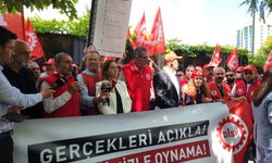 DİSK, TÜİK önünde basın açıklaması yaptı: Gerçekleri açıkla ekmeğimizle oynama