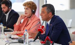 Özgür Özel, Brüksel’de PES toplantısında konuştu